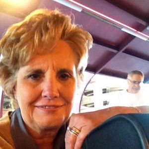 Meet your Posher, Suzanne